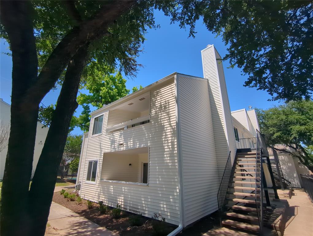 7431 Holly Hill Drive 204 Property Photo 1