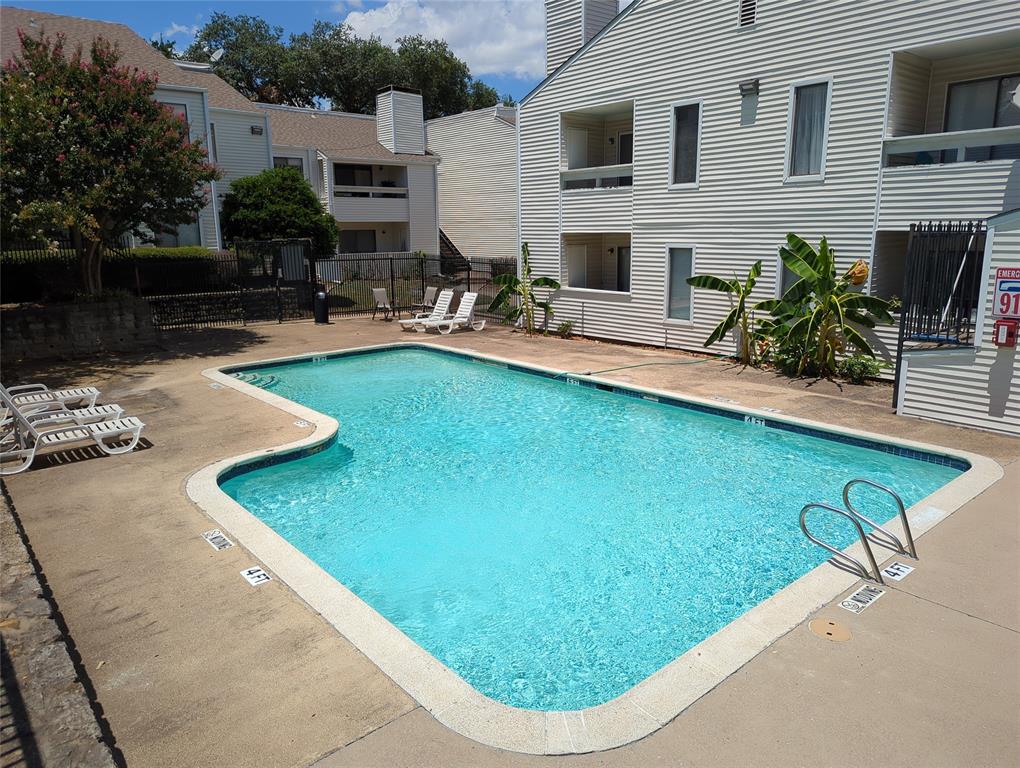 7431 Holly Hill Drive 204 Property Photo 16