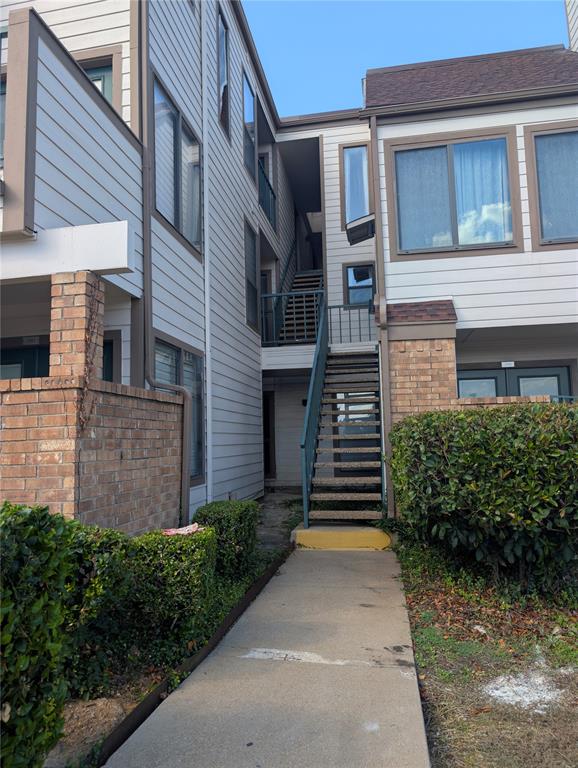 2310 Bamboo Drive J201 Property Photo 2