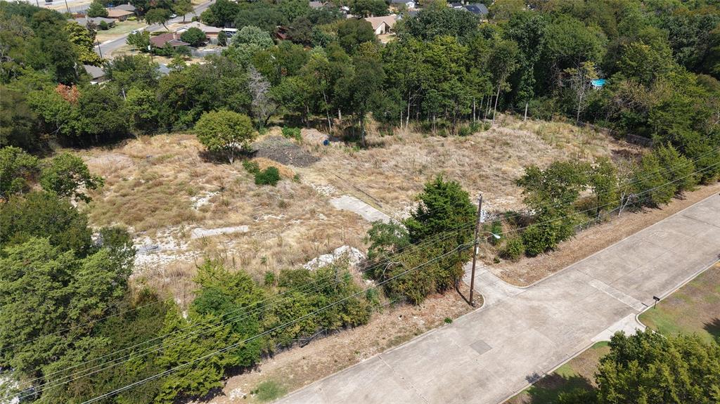 2723 Millbrook Drive Property Photo 1