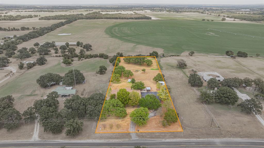 780 Highway 587 Property Photo 6