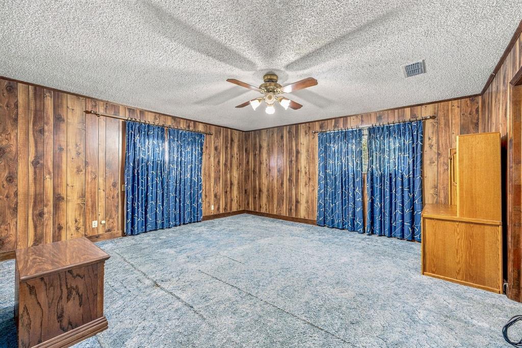 780 Highway 587 Property Photo 16