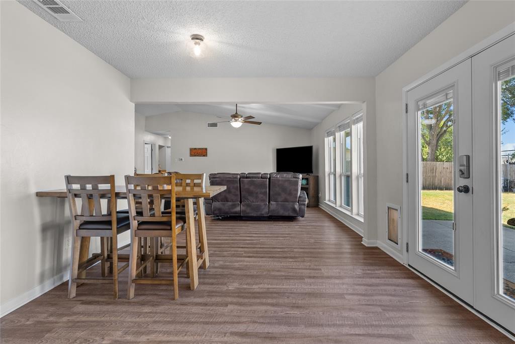 2621 Elk Grove Road Property Photo 6