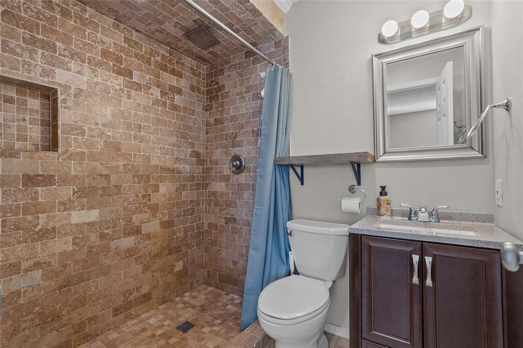 2621 Elk Grove Road Property Photo 14