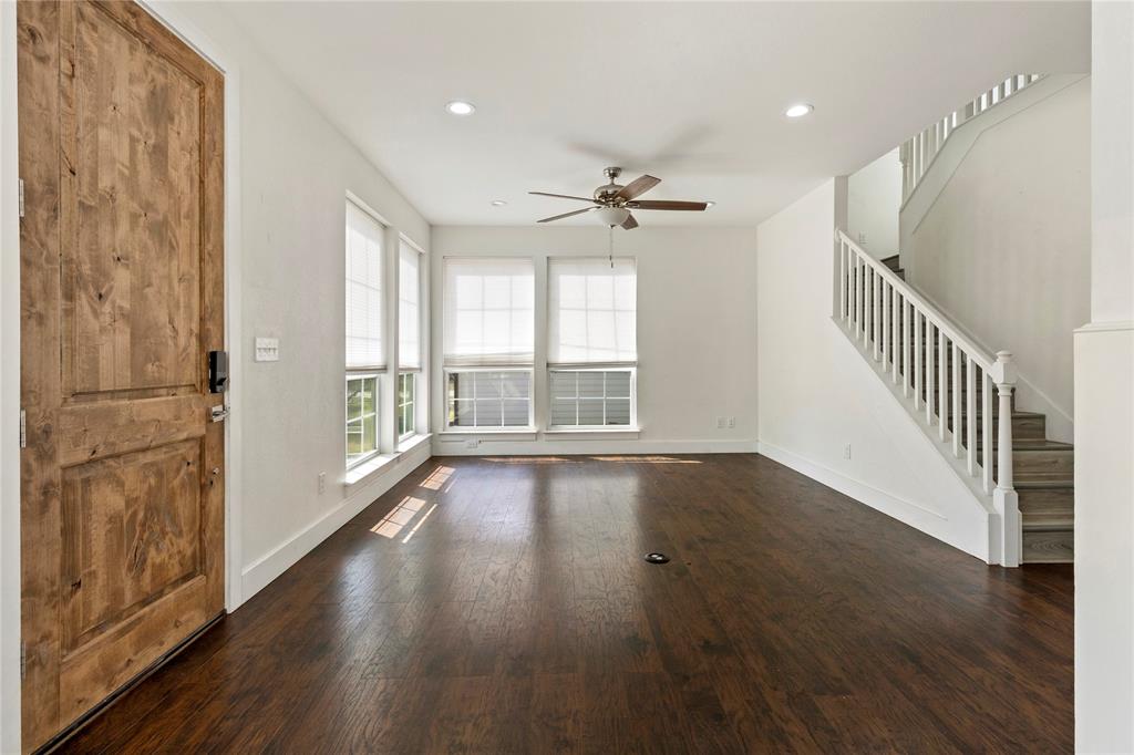406 William Street Property Photo 5