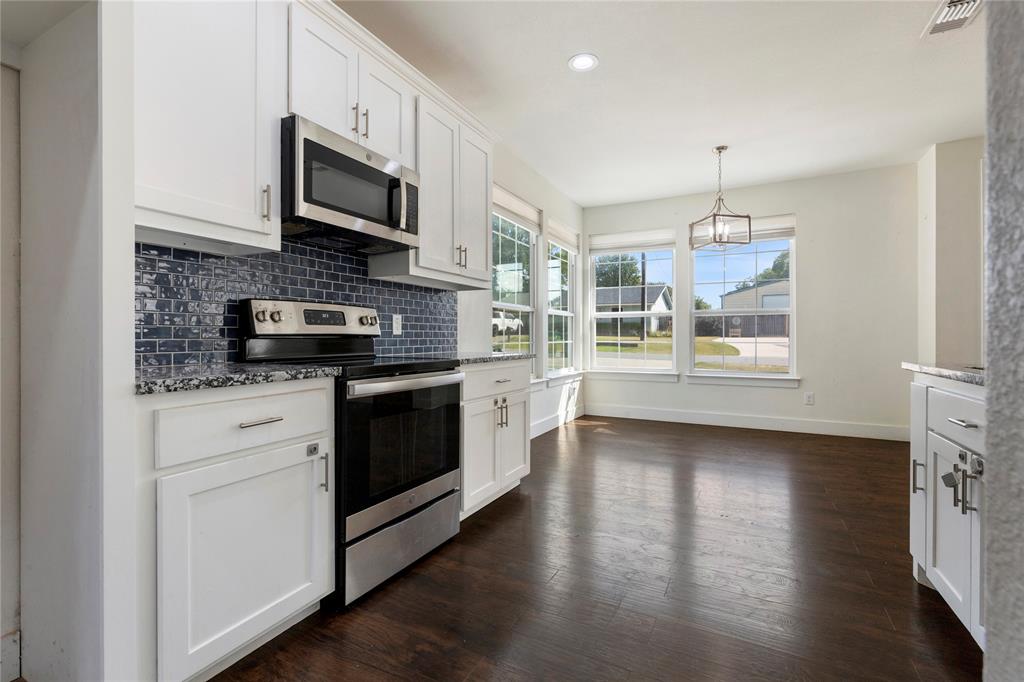 406 William Street Property Photo 16