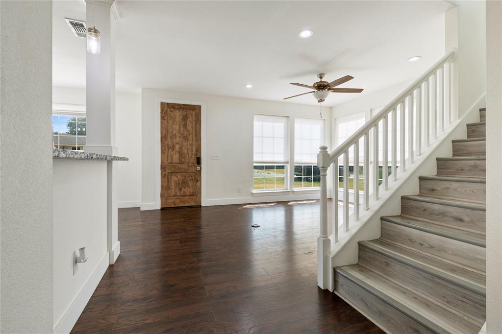 406 William Street Property Photo 19