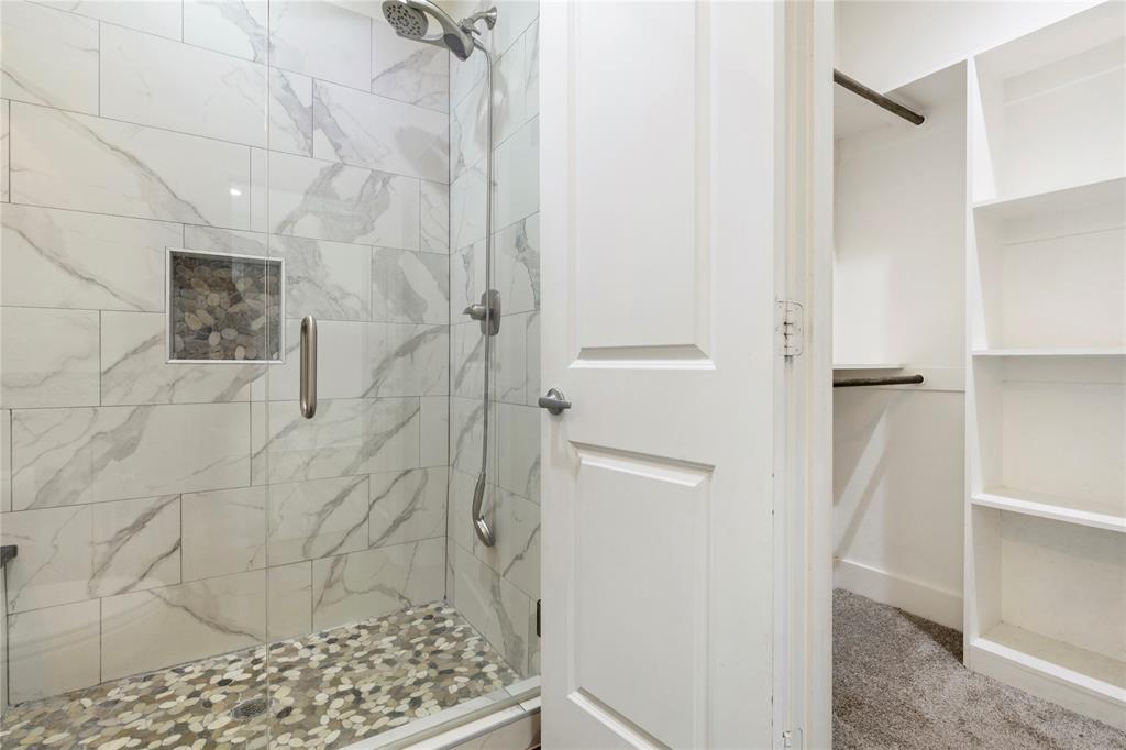 406 William Street Property Photo 25