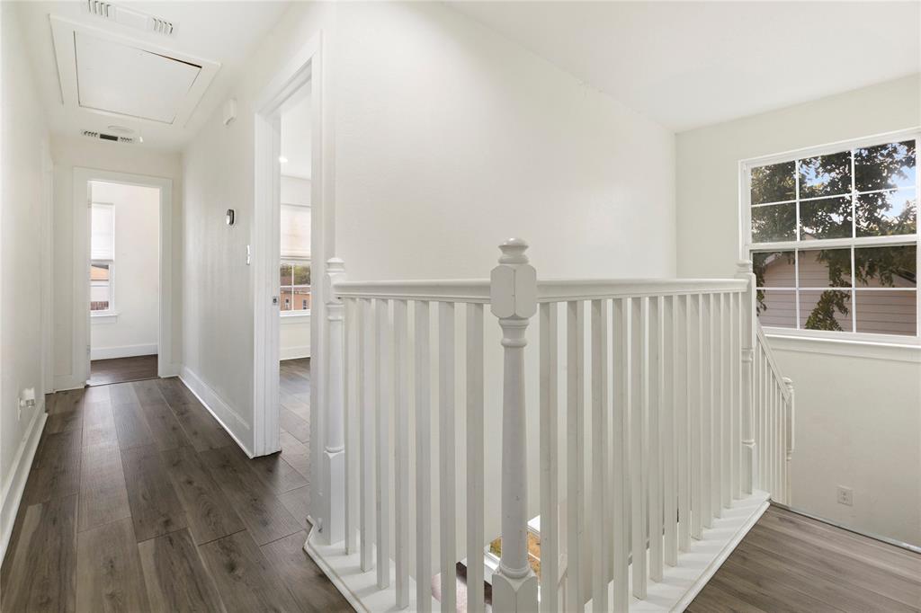 406 William Street Property Photo 26