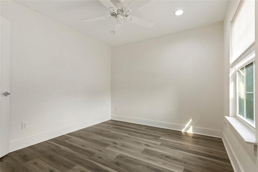 406 William Street Property Photo 31