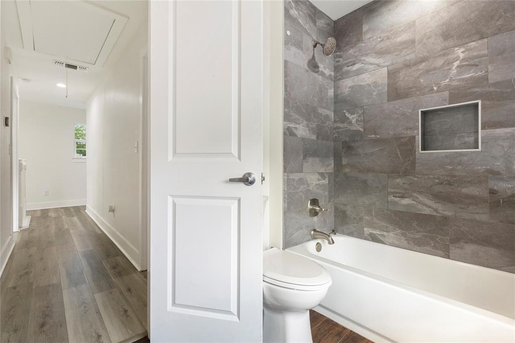 406 William Street Property Photo 33