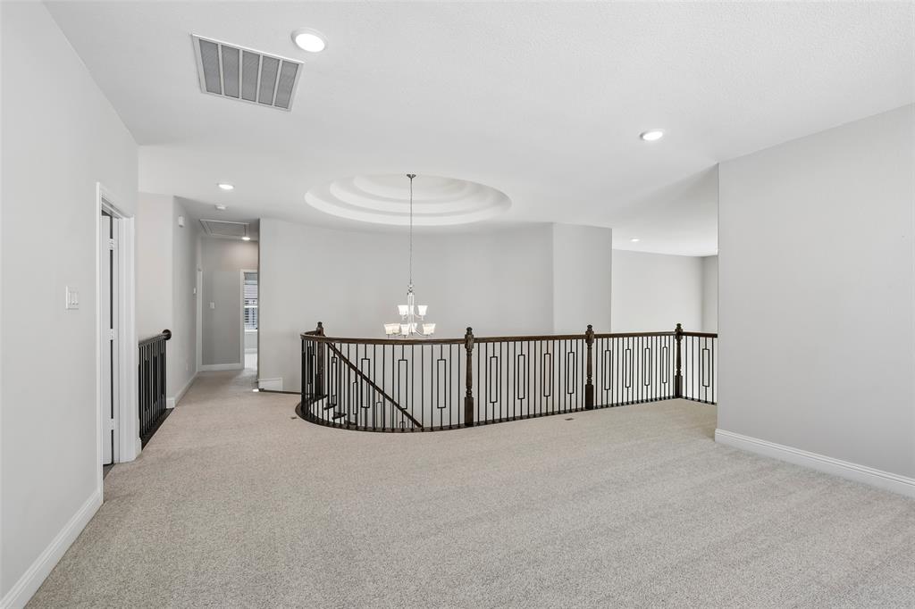 1128 Berkshire Way Property Photo 16