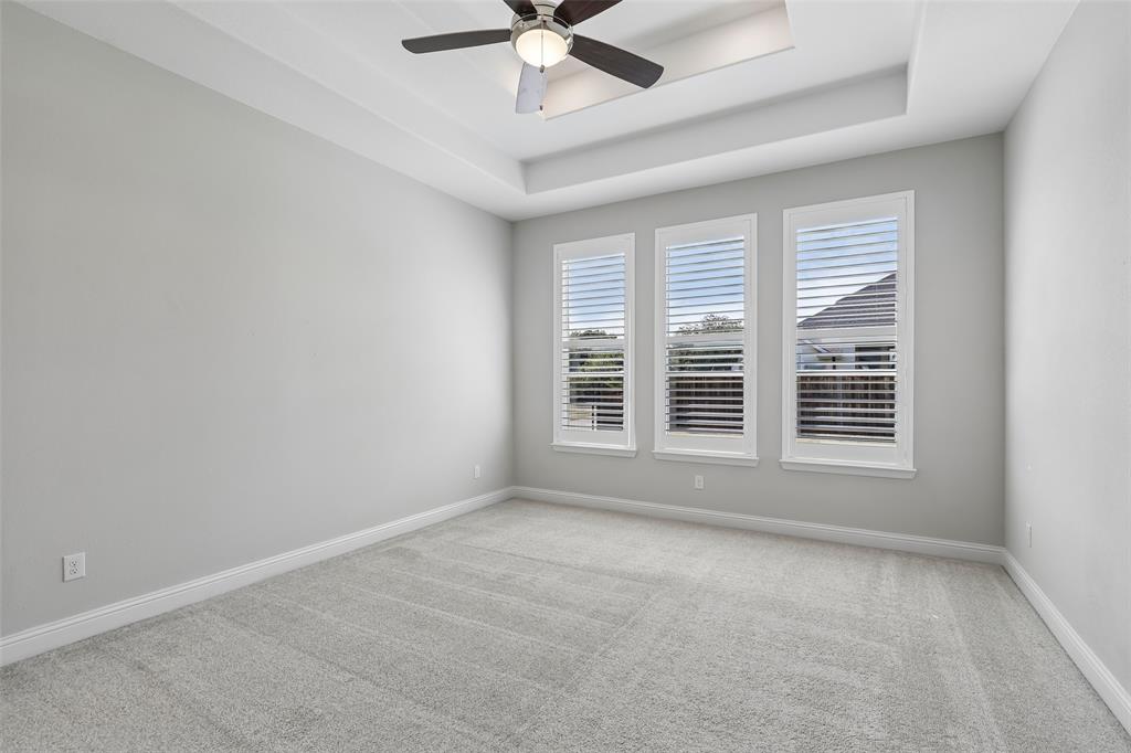 1128 Berkshire Way Property Photo 20
