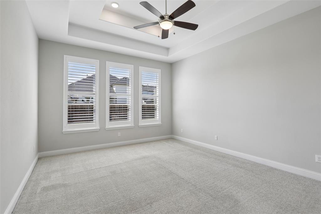 1128 Berkshire Way Property Photo 31