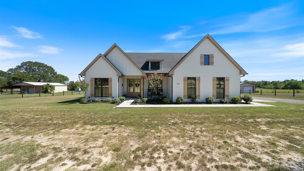 505 Vz County Road 4106 Property Photo 1