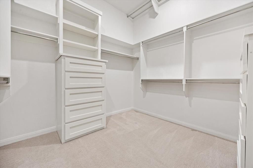 12905 Yale Court Property Photo 9