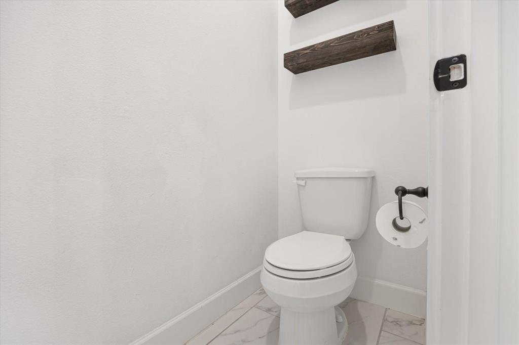 12905 Yale Court Property Photo 15