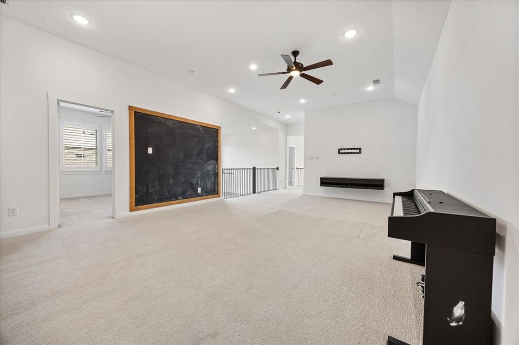 12905 Yale Court Property Photo 18