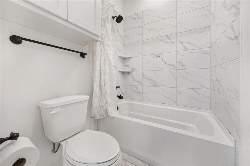 12905 Yale Court Property Photo 31