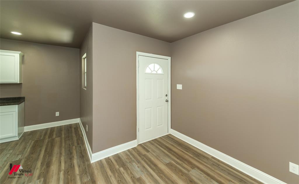 3536 Sumner Street Property Photo 4