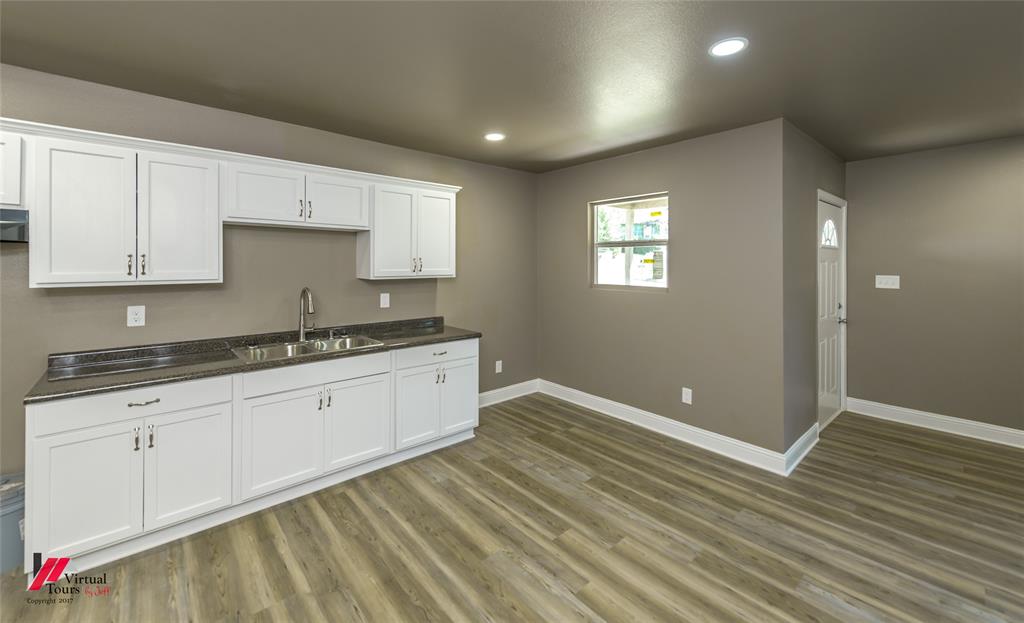 3536 Sumner Street Property Photo 11