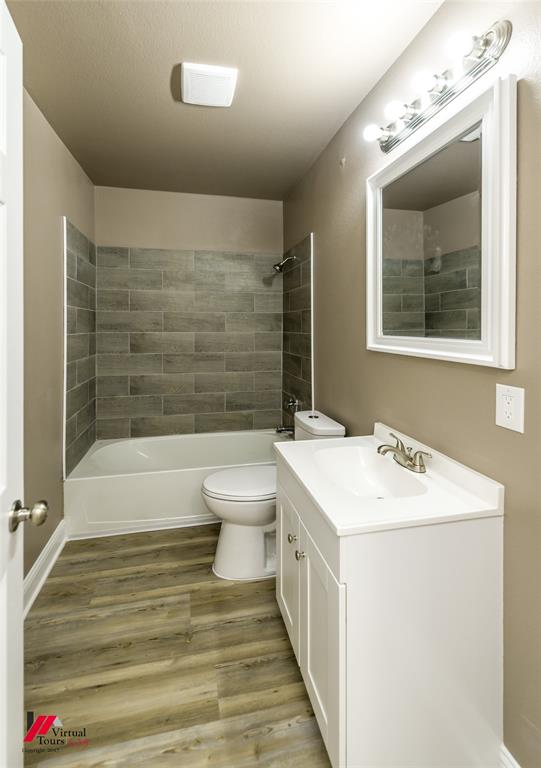 3536 Sumner Street Property Photo 18