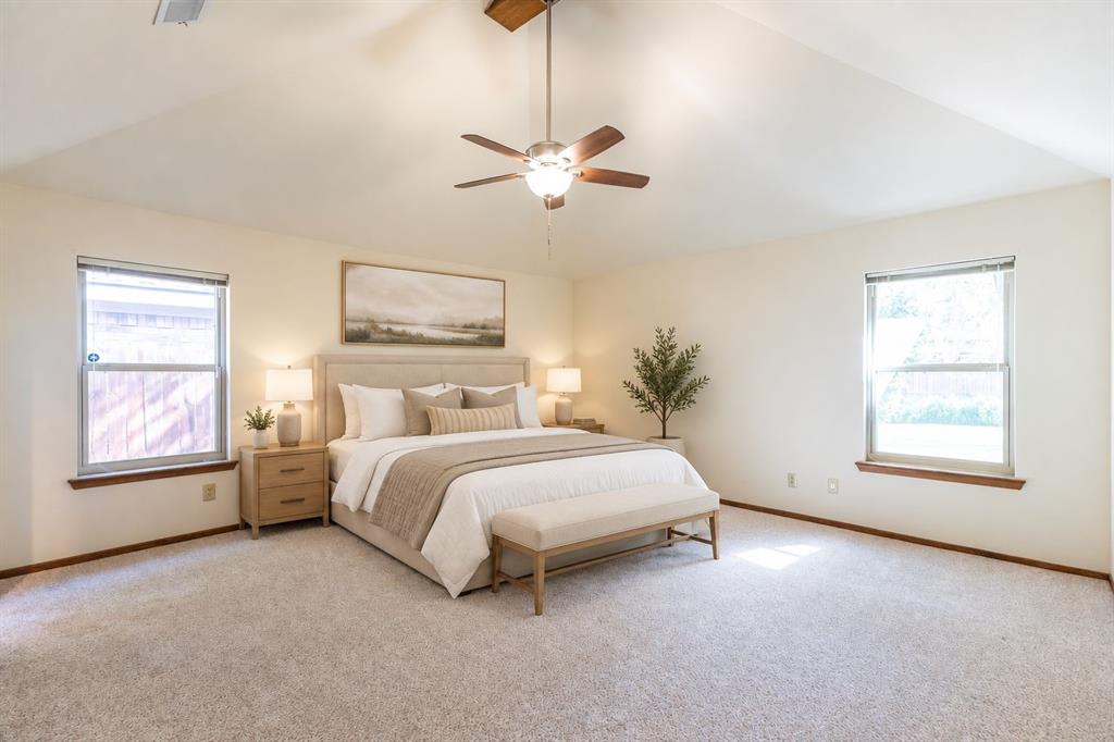2526 Woodlake Drive Property Photo 11