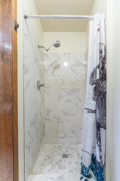 2526 Woodlake Drive Property Photo 25