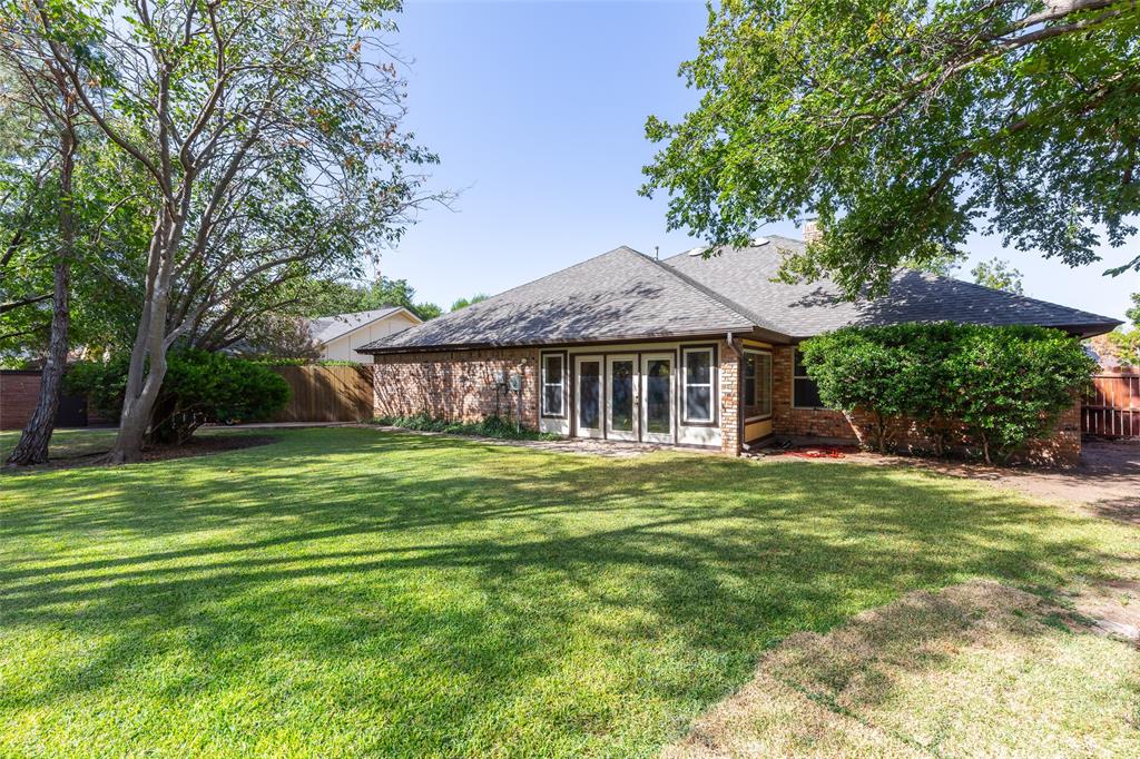 2526 Woodlake Drive Property Photo 26