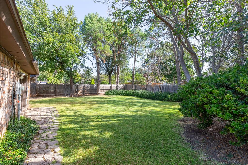 2526 Woodlake Drive Property Photo 30
