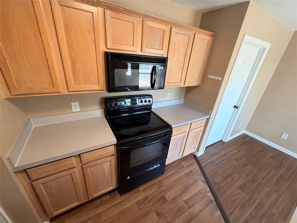 10504 Aransas Drive Property Photo 3