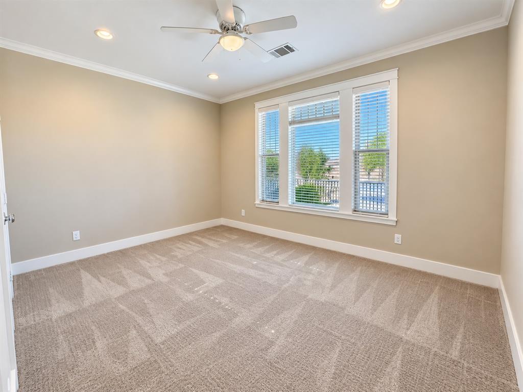 916 N Mesquite Street Property Photo 22
