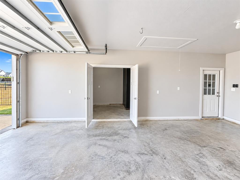 916 N Mesquite Street Property Photo 36