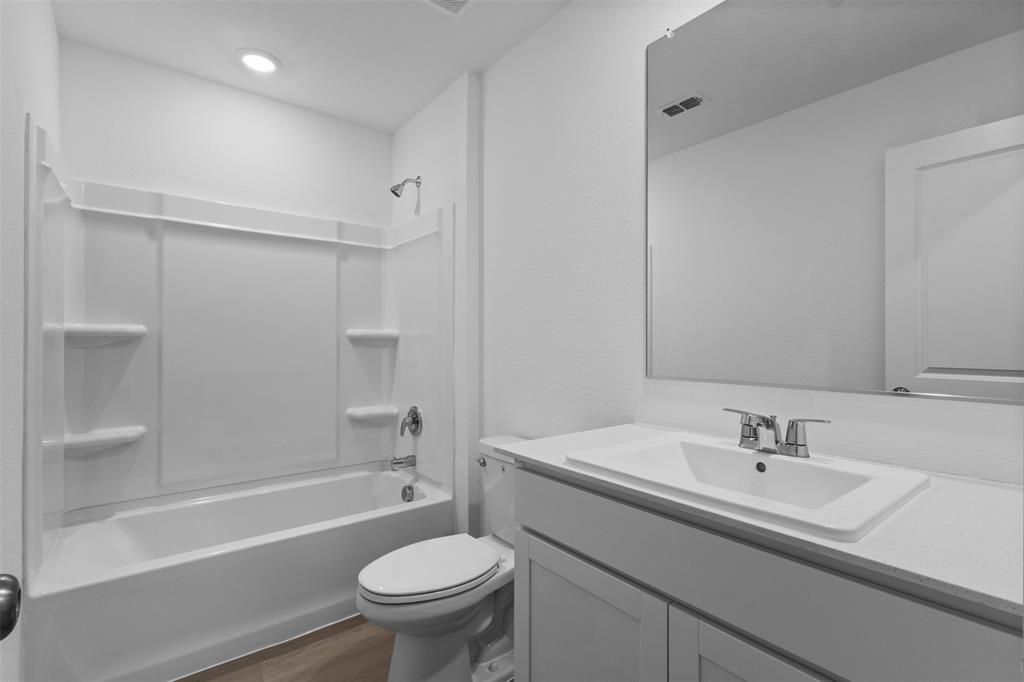 615 Kinglet Lane Property Photo 14