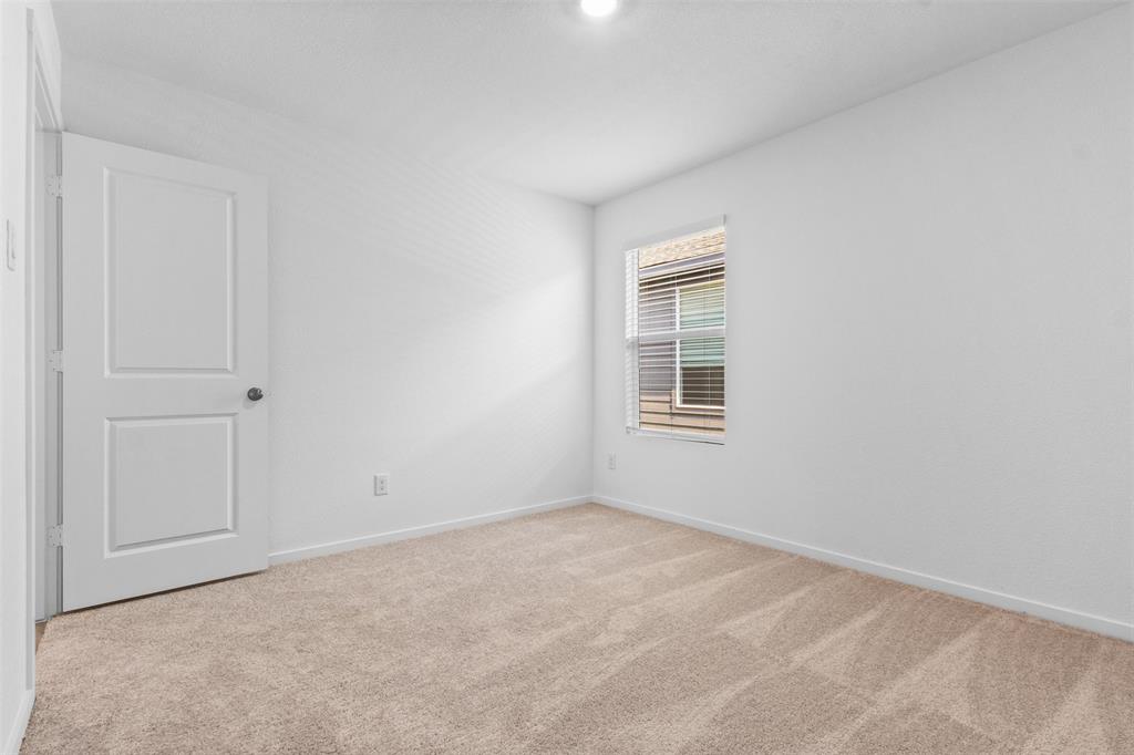 615 Kinglet Lane Property Photo 15