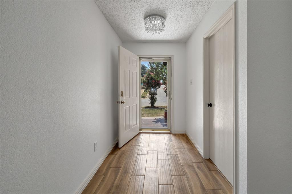 5132 Bedfordshire Drive Property Photo 9