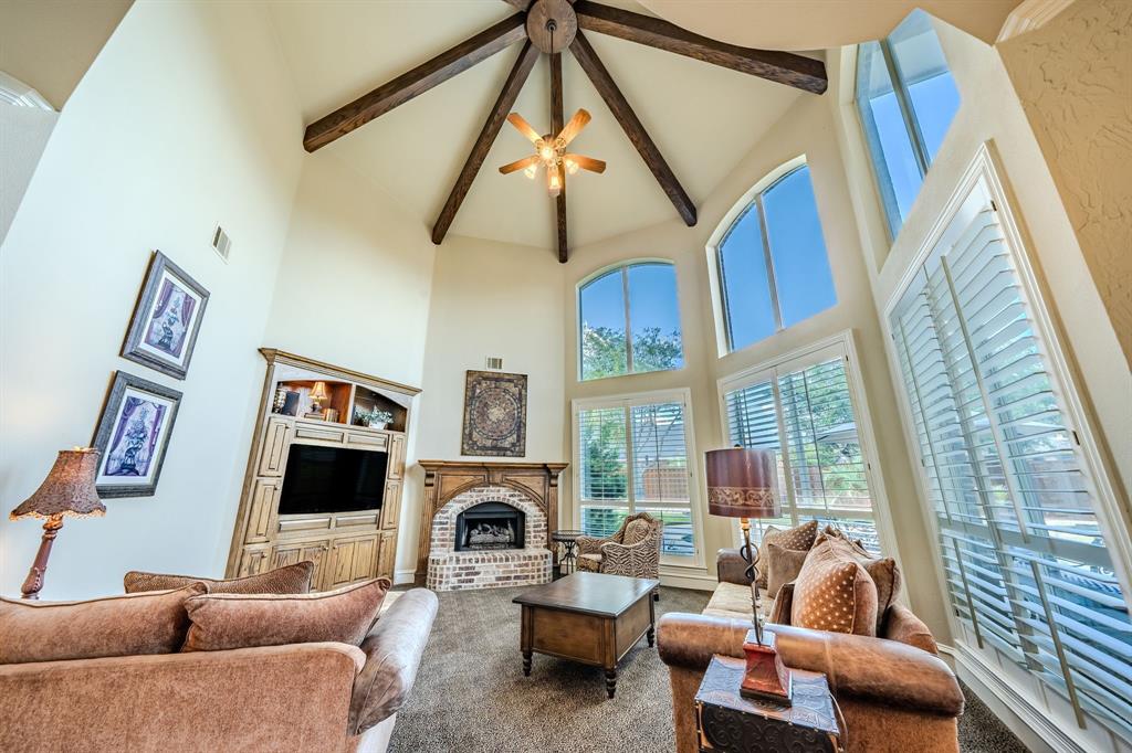 3 Lantern Drive Property Photo 2