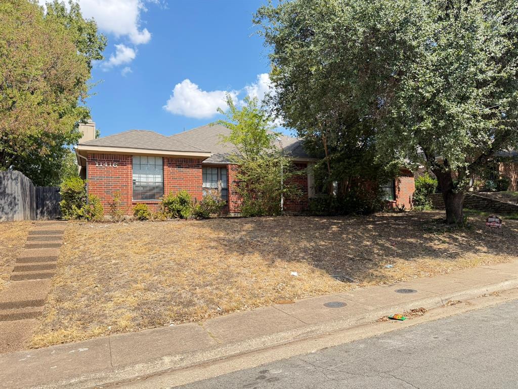 11416 Summertree Lane