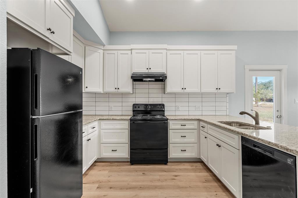 711 4th Street Property Photo 21