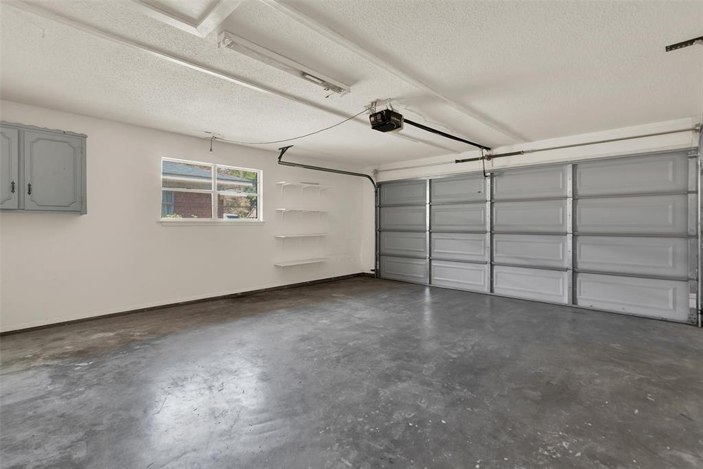 2500 W Elm Street Property Photo 20