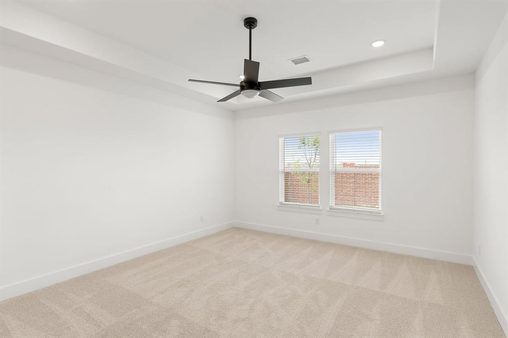 941 Freese Street Property Photo 14