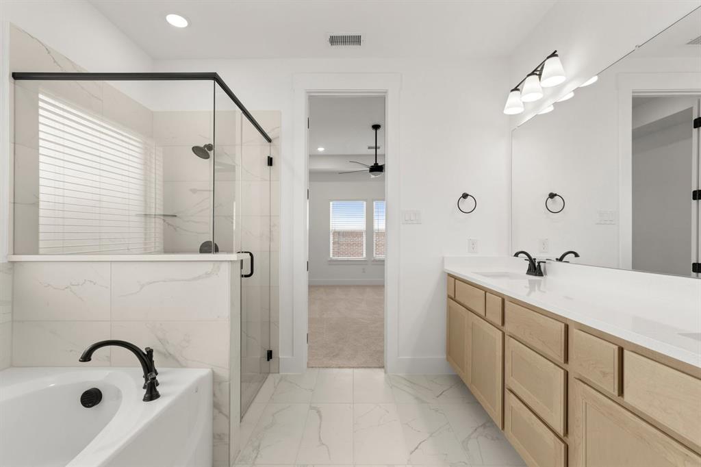 941 Freese Street Property Photo 17