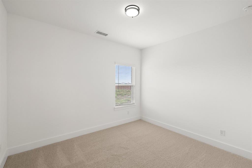 941 Freese Street Property Photo 21