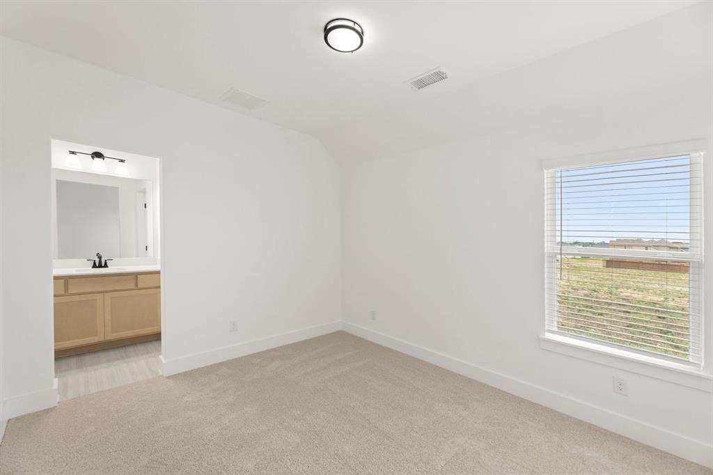 941 Freese Street Property Photo 23