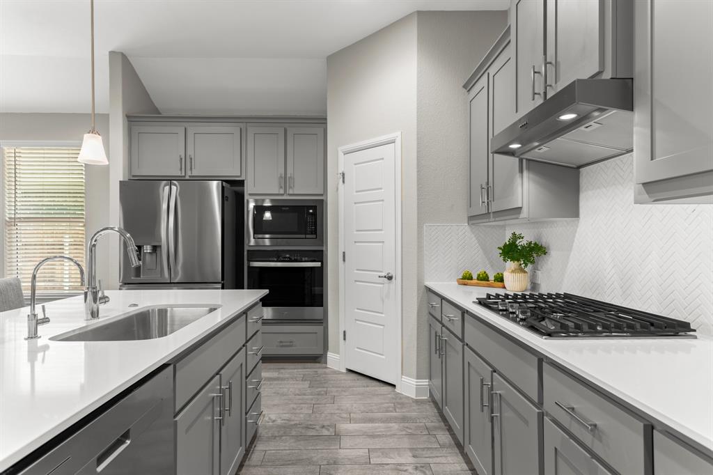 1604 Woodpecker Street Property Photo 8