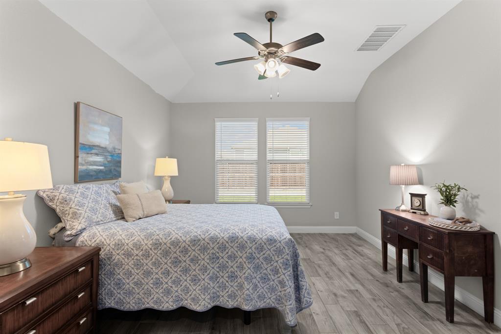 1604 Woodpecker Street Property Photo 24