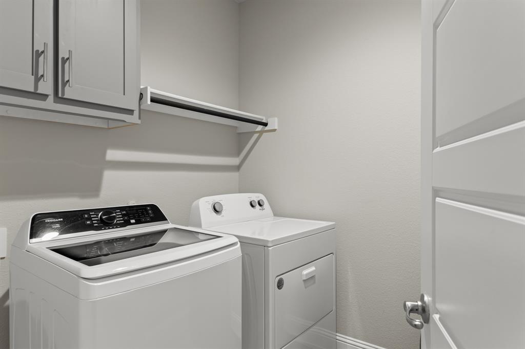 1604 Woodpecker Street Property Photo 33
