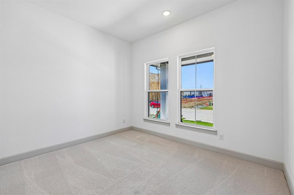 15828 Amber Street Property Photo 21
