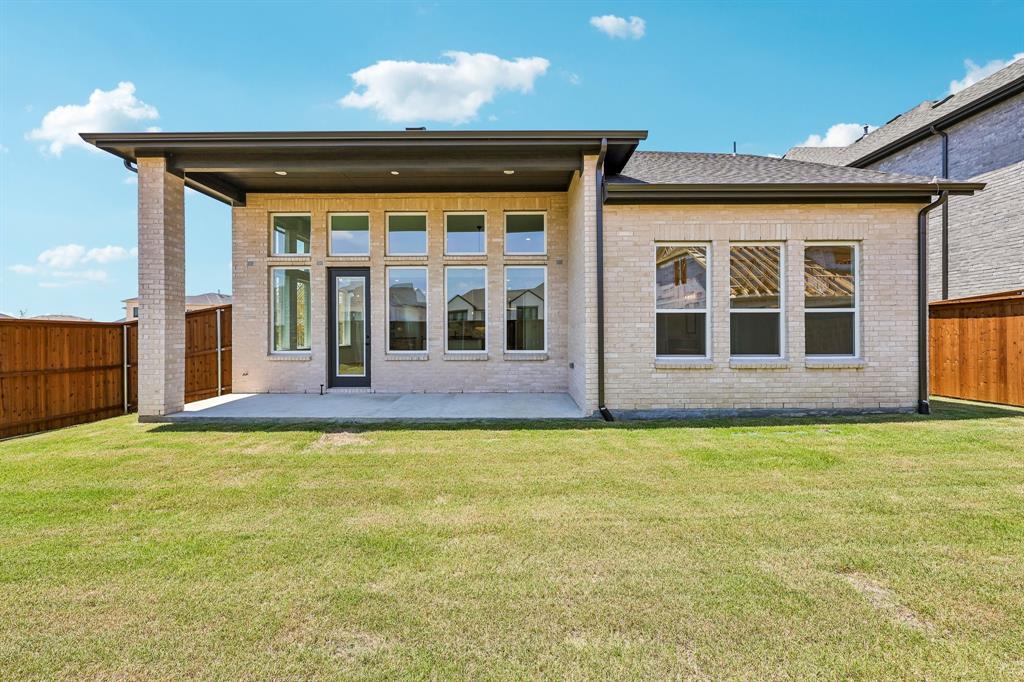 15828 Amber Street Property Photo 23