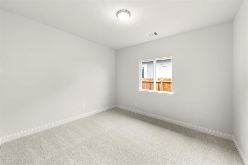 1640 Edgeway Drive Property Photo 13